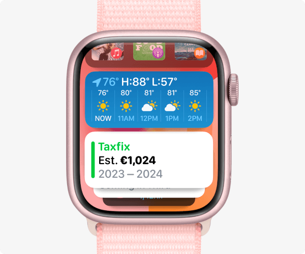 Taxfix Apple Watch complication showing estimated tax refund